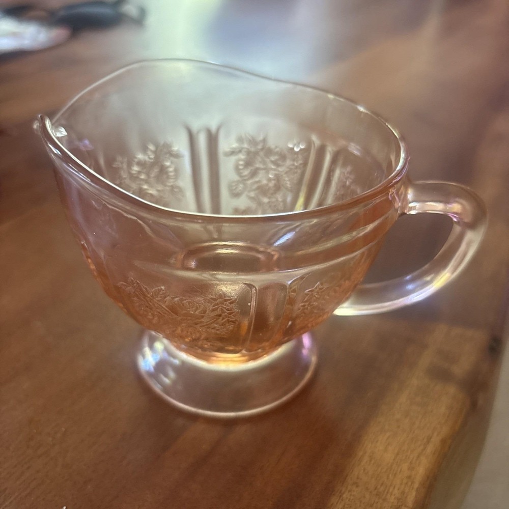 Federal Glass Sharon Cabbage Rose Pink Depression Creamer 1930s